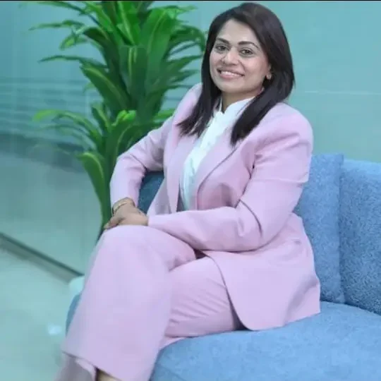 Doctor with pregnant patient